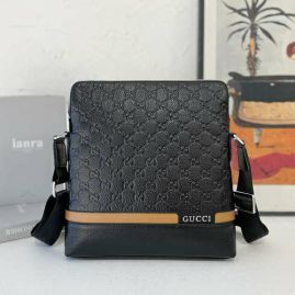 Picture of Gucci Mens Bags _SKUfw122695637fw